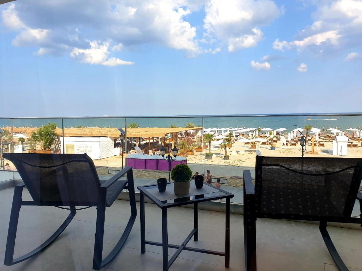 Năvodari Seafront Papaya Apartment מראה חיצוני תמונה